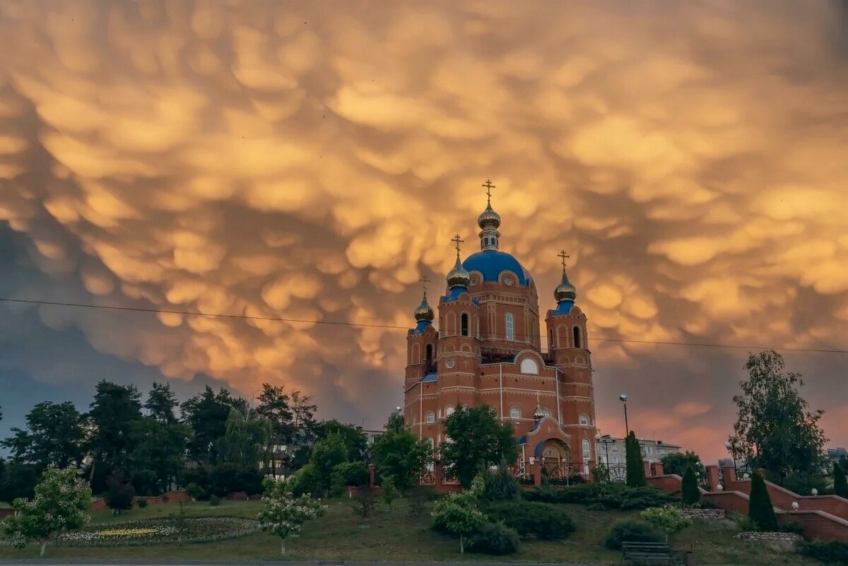 мамматусы - вымеобразные облака - Сеня Белгородский