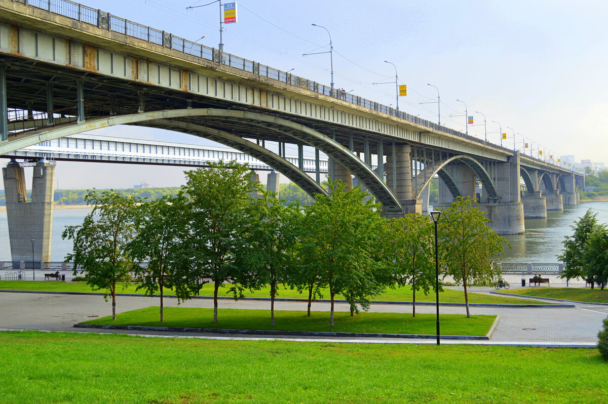 Мосты , соединяющие берега города - Татьяна Лютаева