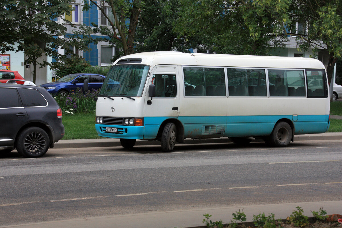 Автобус - Roman stories - Автобус - Roman stories -