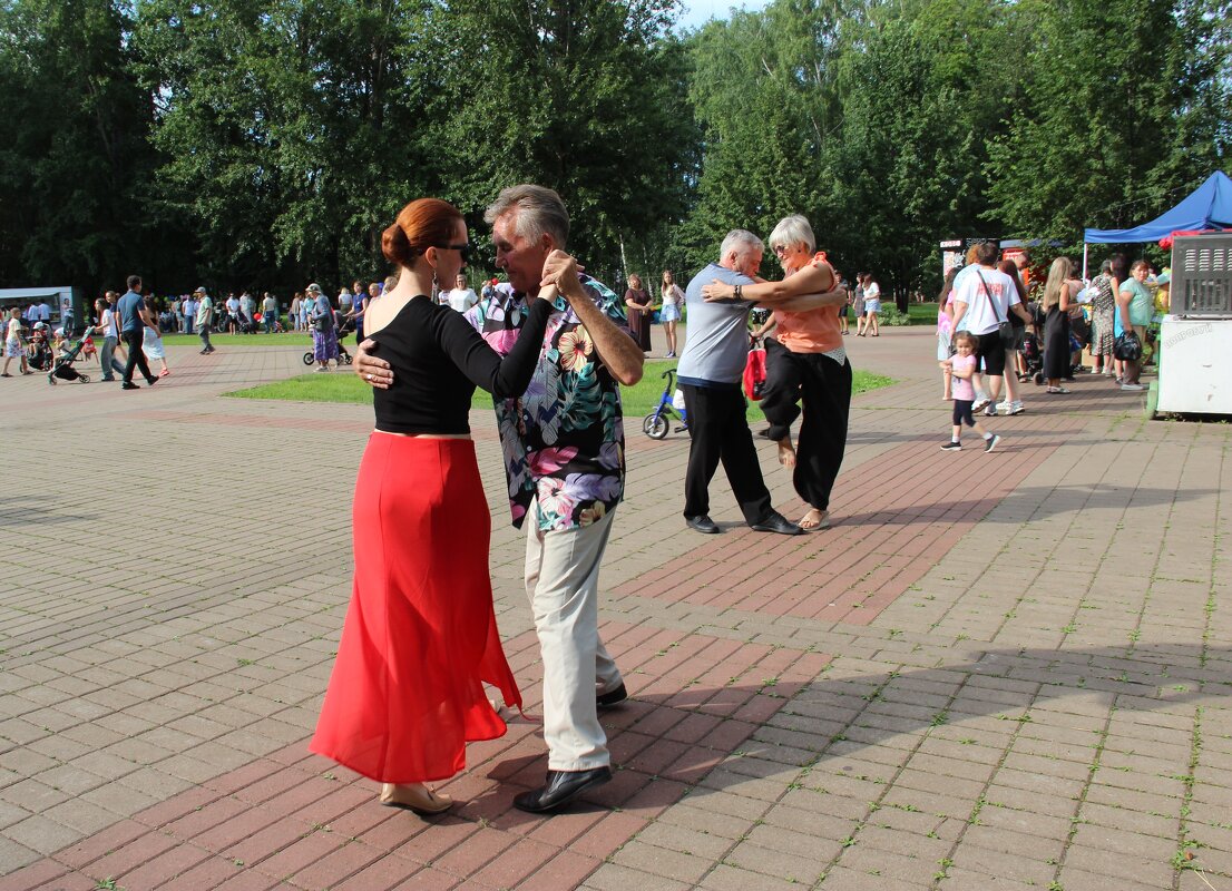 в парке - Венера Чуйкова