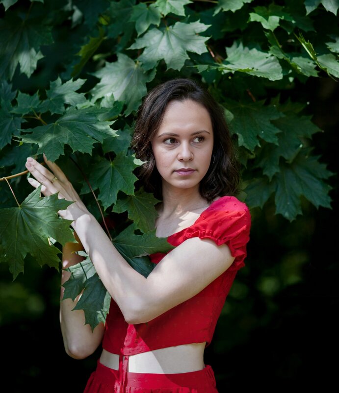 В летний полдень - Екатерина Максимова