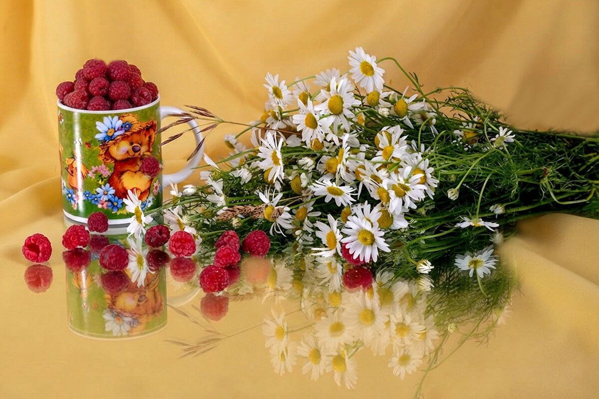 Сладкая ты моя, ягодка малинка! - Людмила Павловна Крышковец