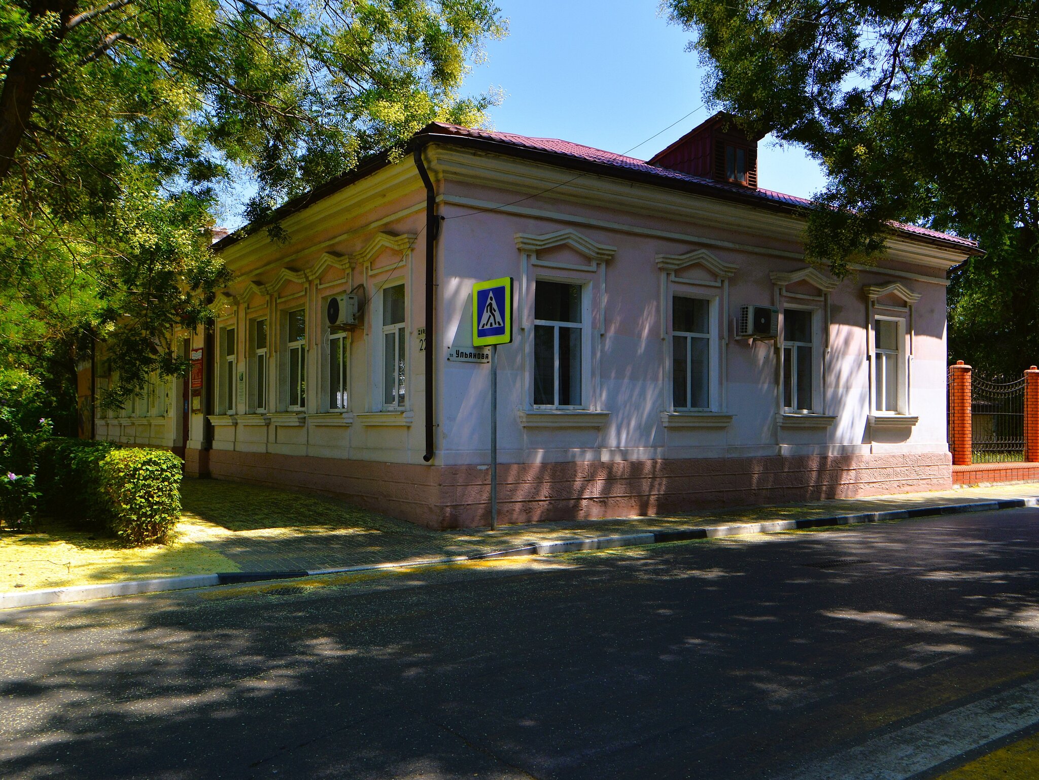 Феодосия. Дом по ул. Федько 22. - Пётр Чернега