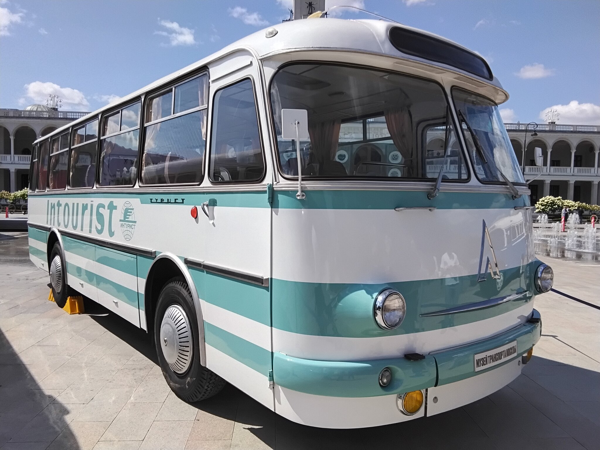 Автобус ЛАЗ-697М "Турист" :: Дмитрий Никитин Автобус ЛАЗ-697М "Турист" :: Дмитрий Никитин
