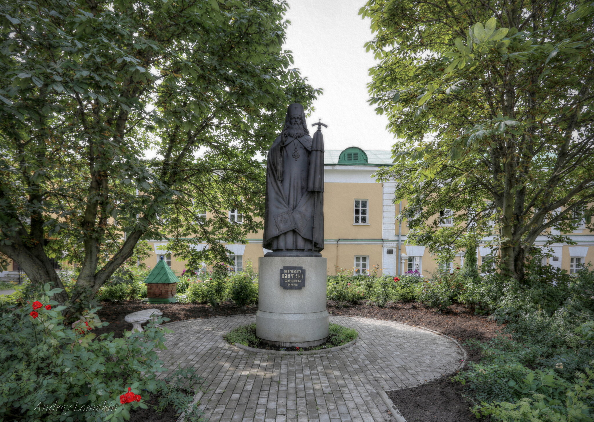 Памятник митрополиту Платону :: Andrey Lomakin Памятник митрополиту Платону :: Andrey Lomakin