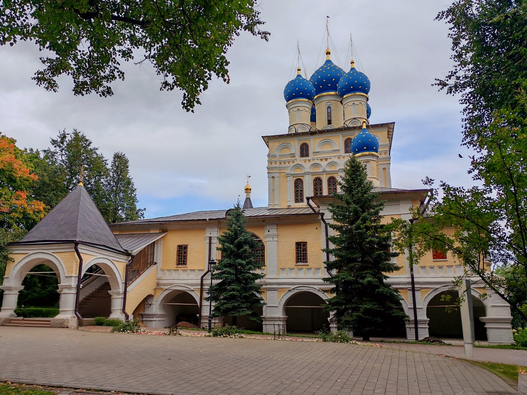 Осень в Коломенском :: АЛЕКСАНДР Осень в Коломенском :: АЛЕКСАНДР