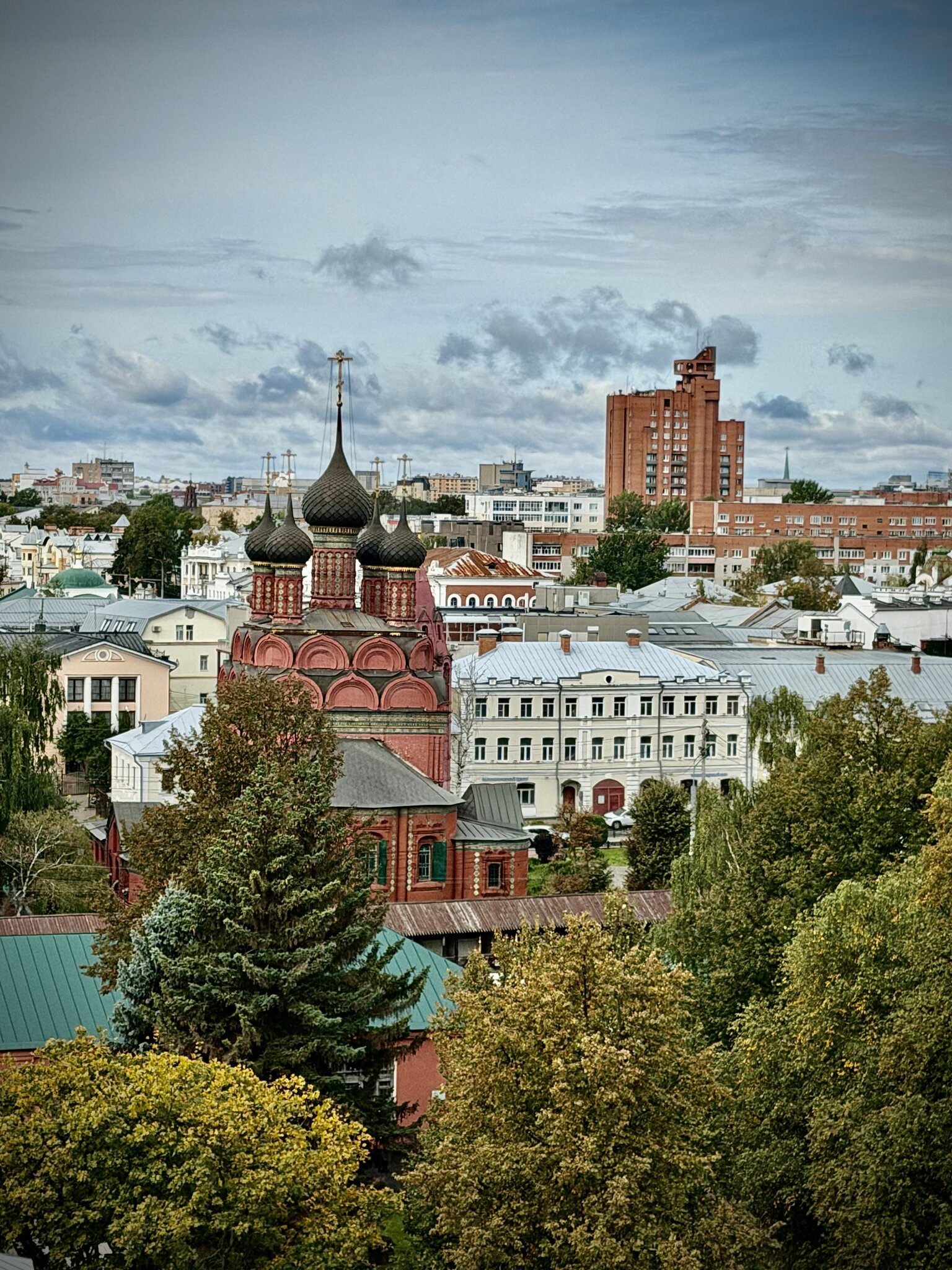 Ярославль со звонницы. :: Любовь Броневицкая Ярославль со звонницы. :: Любовь Броневицкая