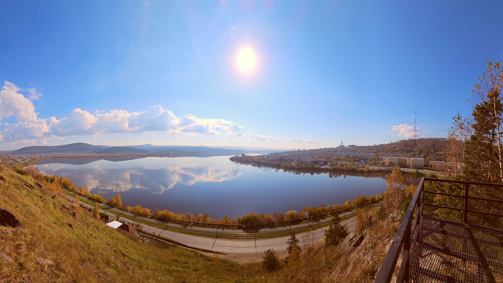 Осень в городе Z :: Игорь Лобанов Осень в городе Z :: Игорь Лобанов