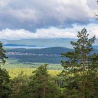 На горе Лысая. Вид на озеро Тургояк. :: Алексей Трухин