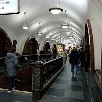 В московском метро. :: Владимир Драгунский