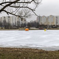 У рыбаков второй дом - палатка :: Валерий Иванович