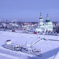 На берегу реки :: Сергей Швечков