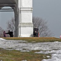 Весна в Коломенском. :: Борис Бутцев