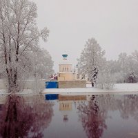 Зимний паводокна реке Тихвинка :: Сергей Кочнев