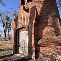 Фрагмент водонапорной башни в Железнодорожном. :: Валерия Комова