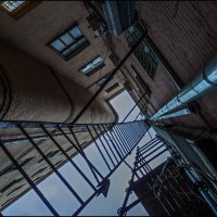 Дворовый "колодец" :: Наталья Rosenwasser