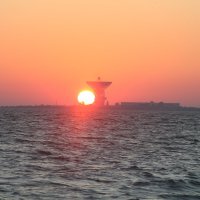 Морской закат :: Олег Зоркий