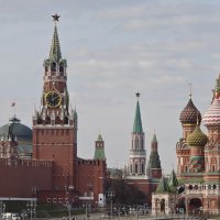 Спасская башня и храм Василия Блаженного :: <<< Наташа >>>