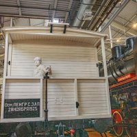 На тормозной площадке :: Ирина Соловьёва На тормозной площадке :: Ирина Соловьёва