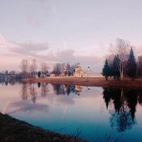 На реке Тихвинка :: Сергей Кочнев