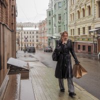 Городская Зарисовка :: юрий поляков