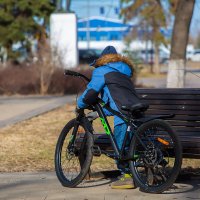 Мальчик на велосипеде :: Александр Синдерёв