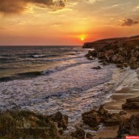 Утро в Змеиной бухте :: Игорь Сарапулов Утро в Змеиной бухте :: Игорь Сарапулов