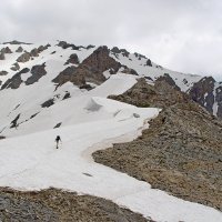 ПРОГУЛКА НА БОЛЬШОЙ ЧИМГАН - 2, Витя прёт. :: Виктор Осипчук