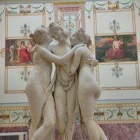 Скульптура Эрмитажа "Три Грации" в Санк-Петербурге :: Ирэн 