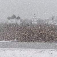 "...В юном месяце апреле..." :: Валентин Котляров