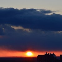 Под грузом весеннего ненастья :: Татьяна Лютаева Под грузом весеннего ненастья :: Татьяна Лютаева