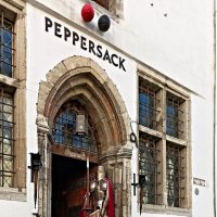 На улочках Старого города :: Veera V