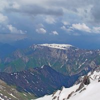 ПРОГУЛКА НА БОЛЬШОЙ ЧИМГАН - 2, с вершины. :: Виктор Осипчук