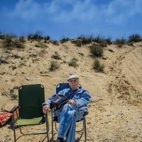 На солнышке :: Анатолий Чикчирный На солнышке :: Анатолий Чикчирный