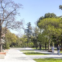 Екатериненский сад,Симферополь :: Валентин Семчишин