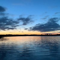 Закат над рекою. :: Ольга Довженко