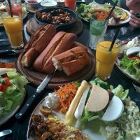 Деревенский ресторан. :: Светлана Хращевская Деревенский ресторан. :: Светлана Хращевская