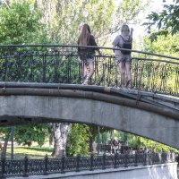 Двое на  мосту :: Валентин Семчишин