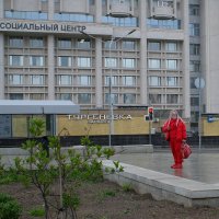 В красном... :: Лютый Дровосек