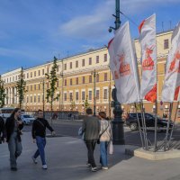 Гуляем по Проспекту Революции :: Татьяна Машошина