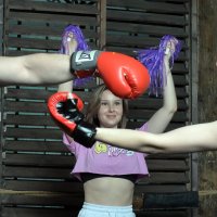 Наташа рискует..... :: Игорь Корф Наташа рискует..... :: Игорь Корф