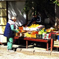 Заходи, покупай! :: Юрий Гайворонскiий