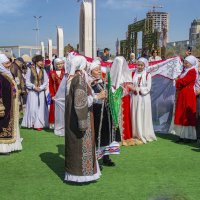 Гуляние :: Анатолий Чикчирный