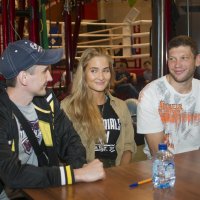 Его Величество Бокс :: Юрий Яньков Его Величество Бокс :: Юрий Яньков