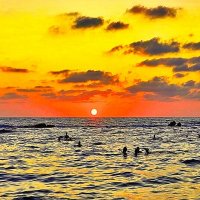 КУПАНИЕ   НА   ЗАКАТЕ :: Анатолий Малобродский