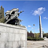 Фрагмент мемориала 1200 гвардейцам. :: Валерия Комова