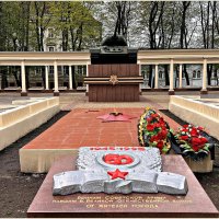 С ДНЁМ ВЕЛИКОЙ ПОБЕДЫ! :: Валерия Комова