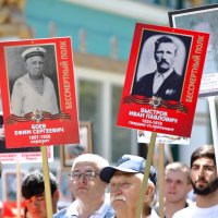 Бессмертный полк во Владикавказе 9 мая 2025 года. :: Олег Стасенко Бессмертный полк во Владикавказе 9 мая 2025 года. :: Олег Стасенко