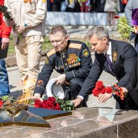 Церемония зажжения Вечного огня :: Юрий Глушков