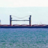 Грузовое судно на рейде порта. :: Валерьян 